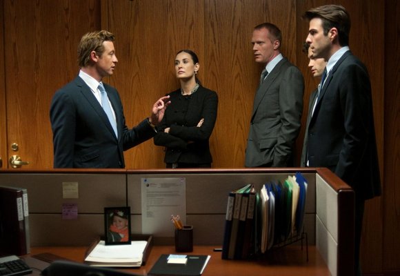 simon-baker-in-margin-call1.jpg