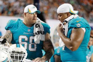 nfl_a_incognito_d1_300x200.jpg