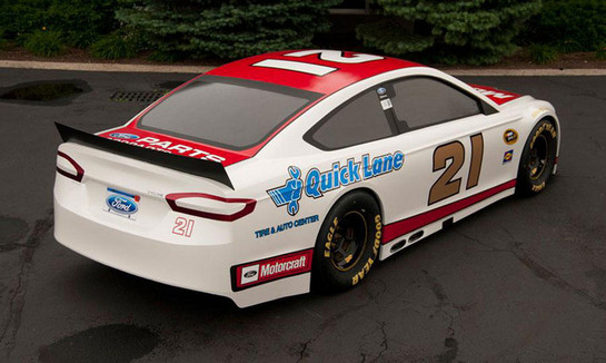 2013-Ford-Fusion-Nascar-3.jpg