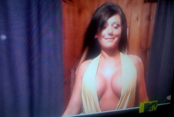 20091204_jwoww2_560x375.jpg