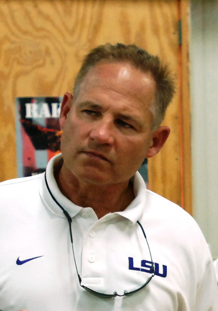 Les_Miles_060622-A-7969G-008_0T62T_crop.jpg