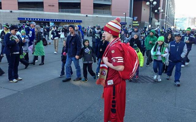 49ers-fan-seahawks-parade-twitter.jpg