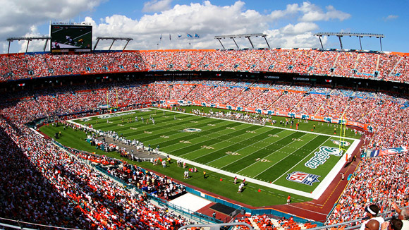 travel_nfl_dolphinstad_580.jpg