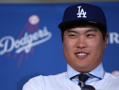 2012-12-10-ryu-hyun-jin-x-large.jpg