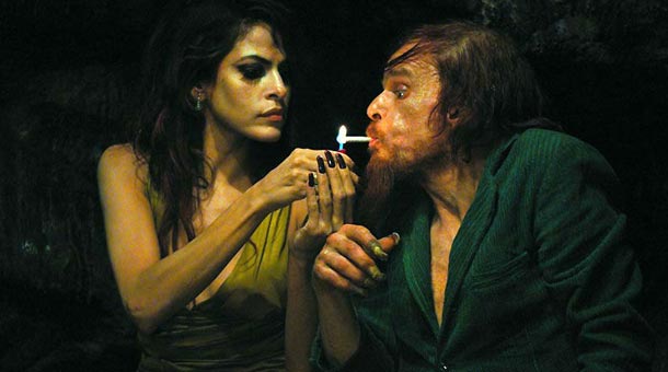 holy-motors-film.jpg