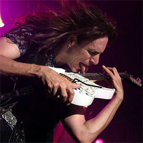 steve_vai_liking.jpg