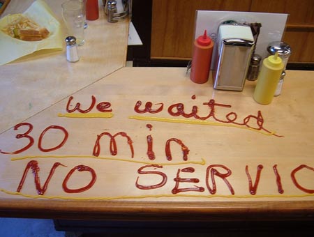 mauvais-service-restaurant.jpg